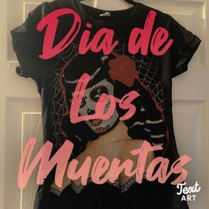 Women’s Dia De Los Muertos Tee
